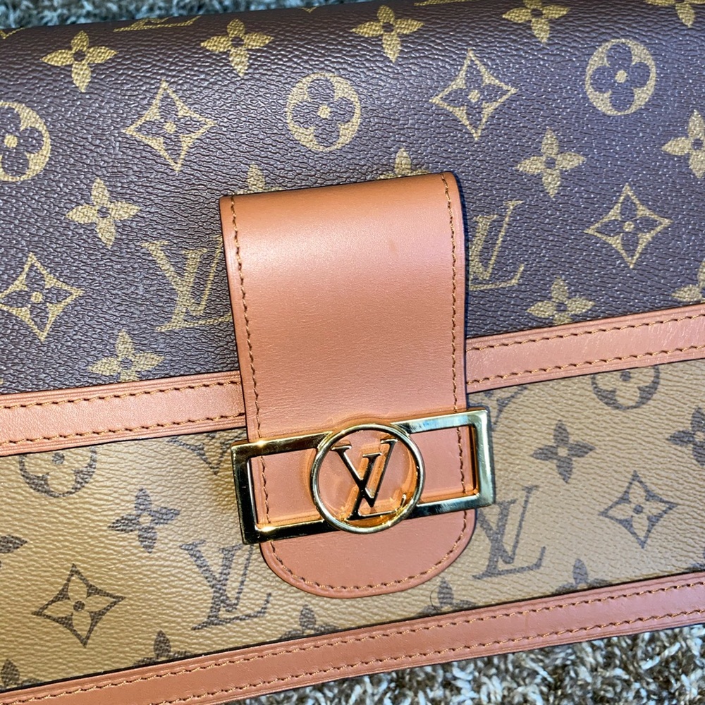 Louis Vuitton Dauphine MM Crossbody Bag